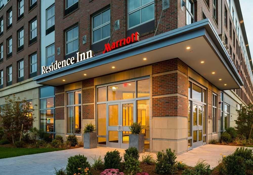 Residence Inn By Marriott Boston Нидем Экстерьер фото