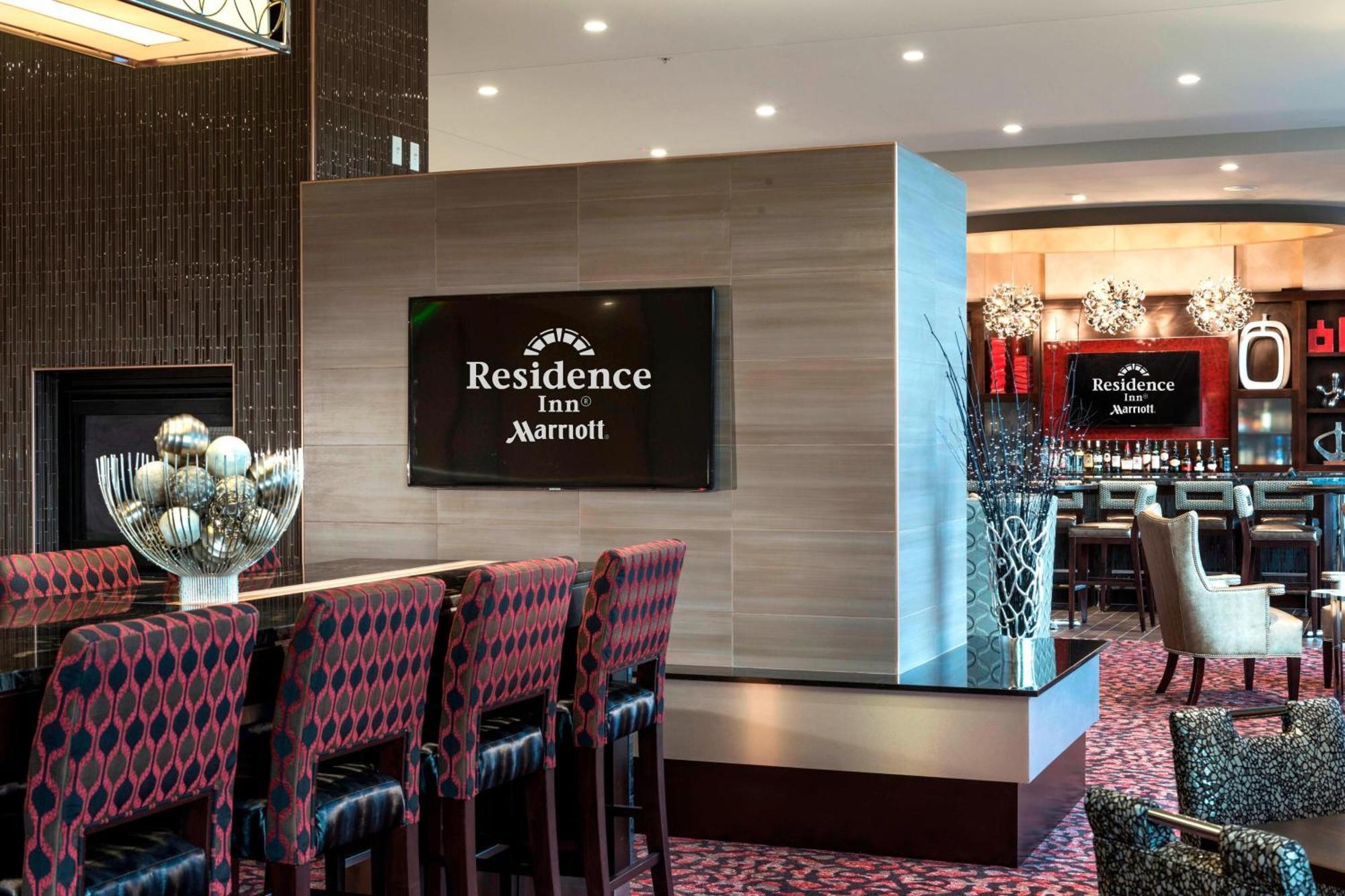 Residence Inn By Marriott Boston Нидем Экстерьер фото